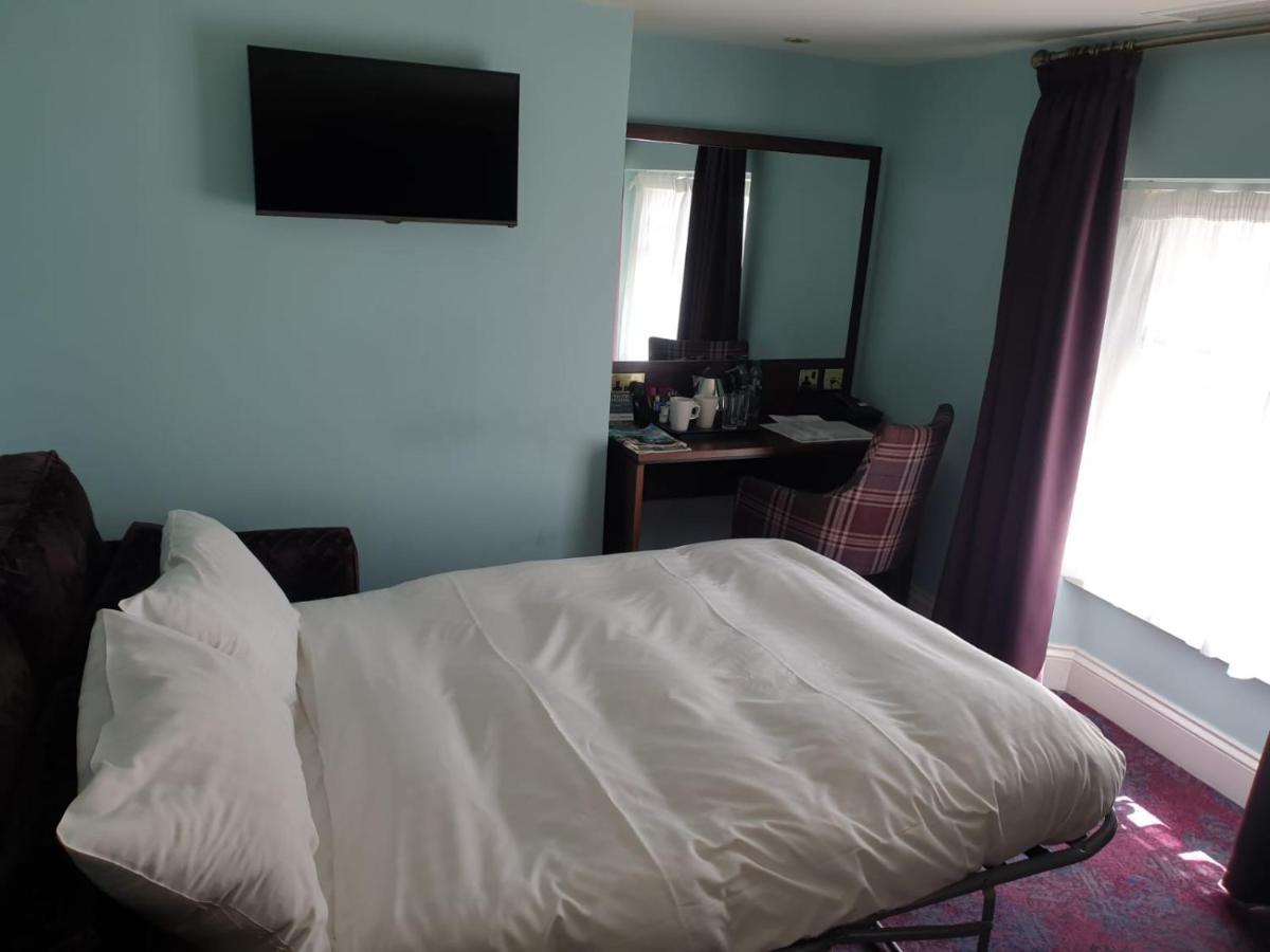 The Queen'S Head Wetherspoon Hotel Tavistock  Eksteriør billede