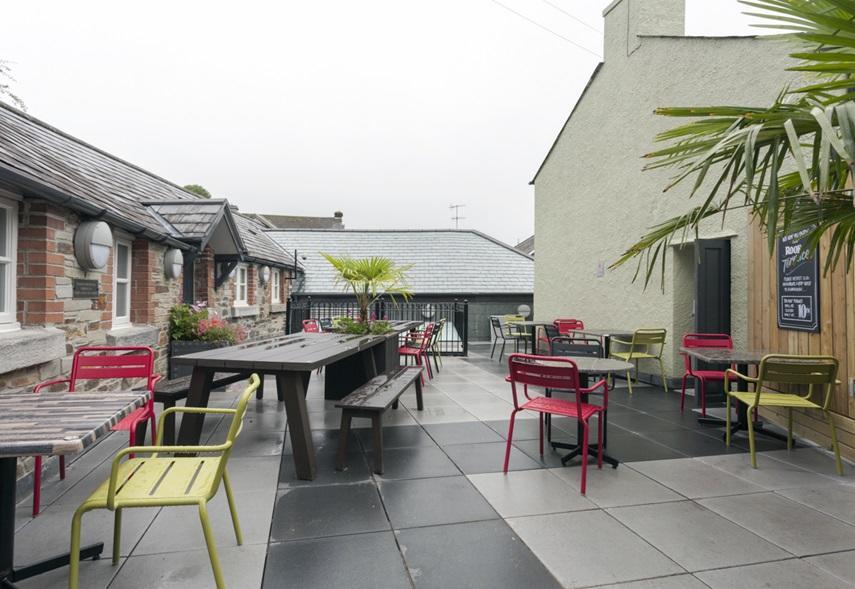 The Queen'S Head Wetherspoon Hotel Tavistock  Eksteriør billede