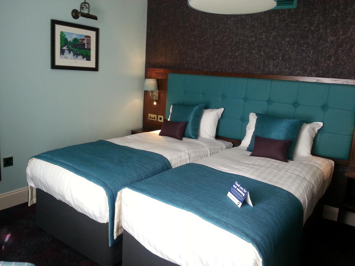 The Queen'S Head Wetherspoon Hotel Tavistock  Eksteriør billede