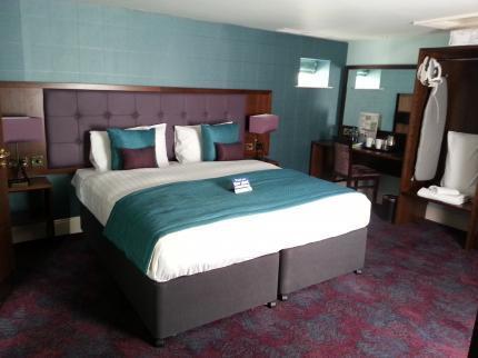 The Queen'S Head Wetherspoon Hotel Tavistock  Eksteriør billede