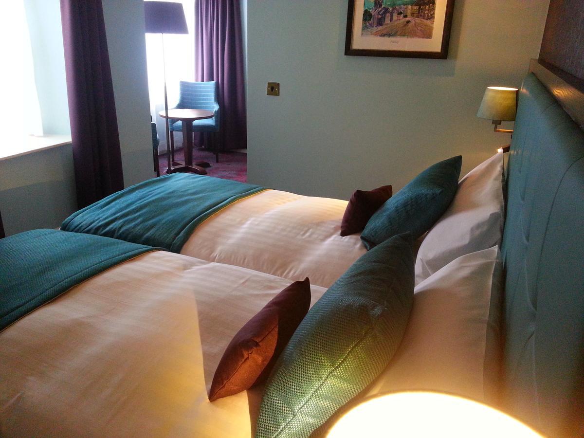 The Queen'S Head Wetherspoon Hotel Tavistock  Eksteriør billede